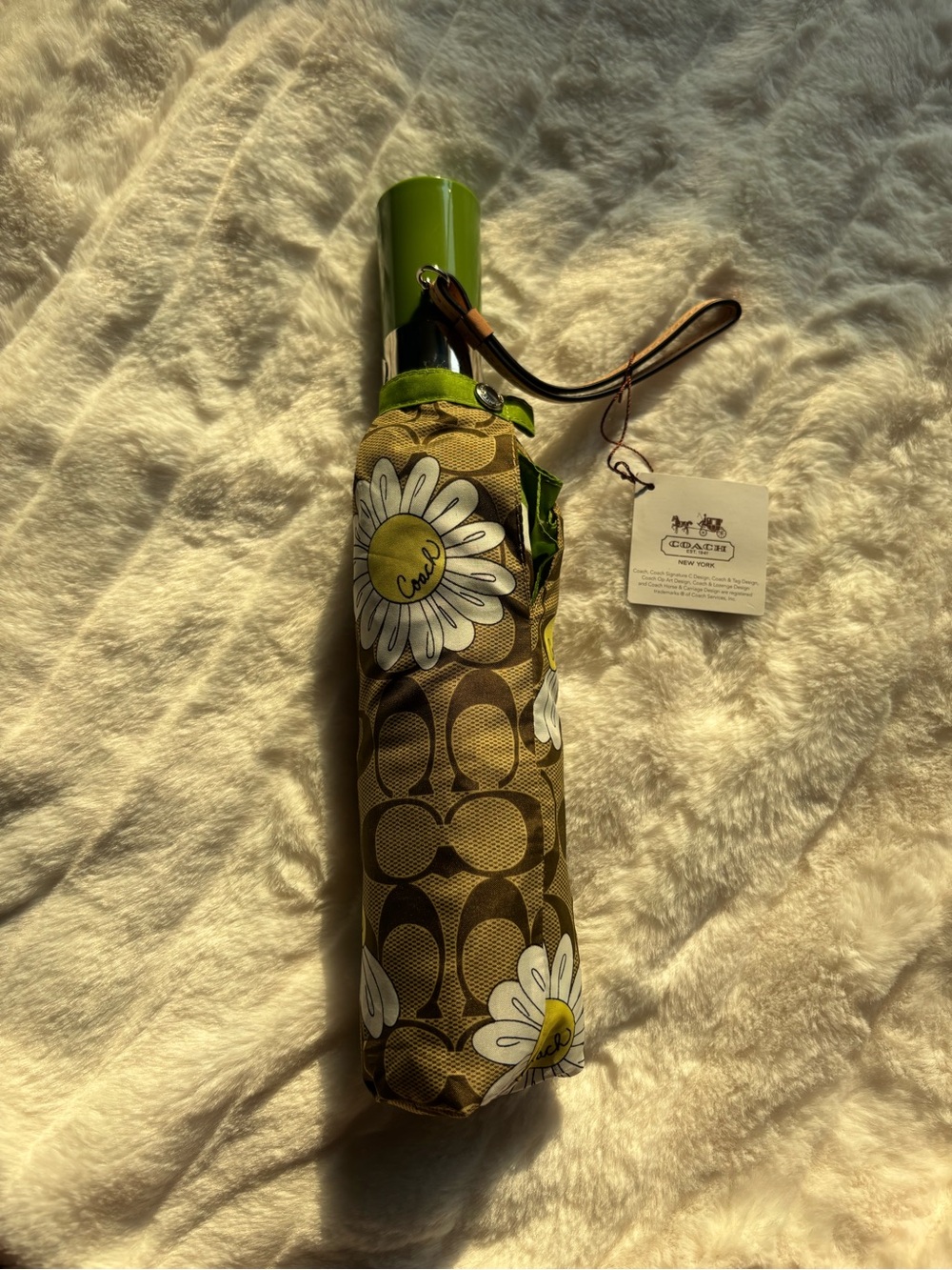 NWT ✨Rare Vintage Coach Signature C Daisy Umbrella (Green/Khaki)✨